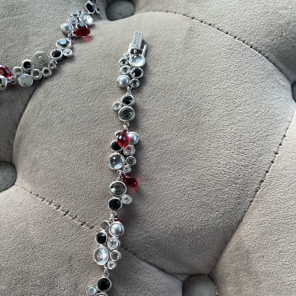 SWAROVSKI CRYSTAL/GLASS Necklace bracelet set - Picture 13 of 14